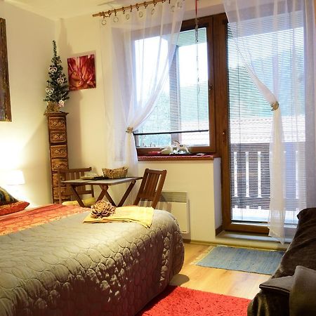 Fatrapark 1 U Sovicky Studio, Kuchynka, Kupelna,S Balkonom Gratis Parkovanie V Podzemnej Garazi Ruzomberok Extérieur photo